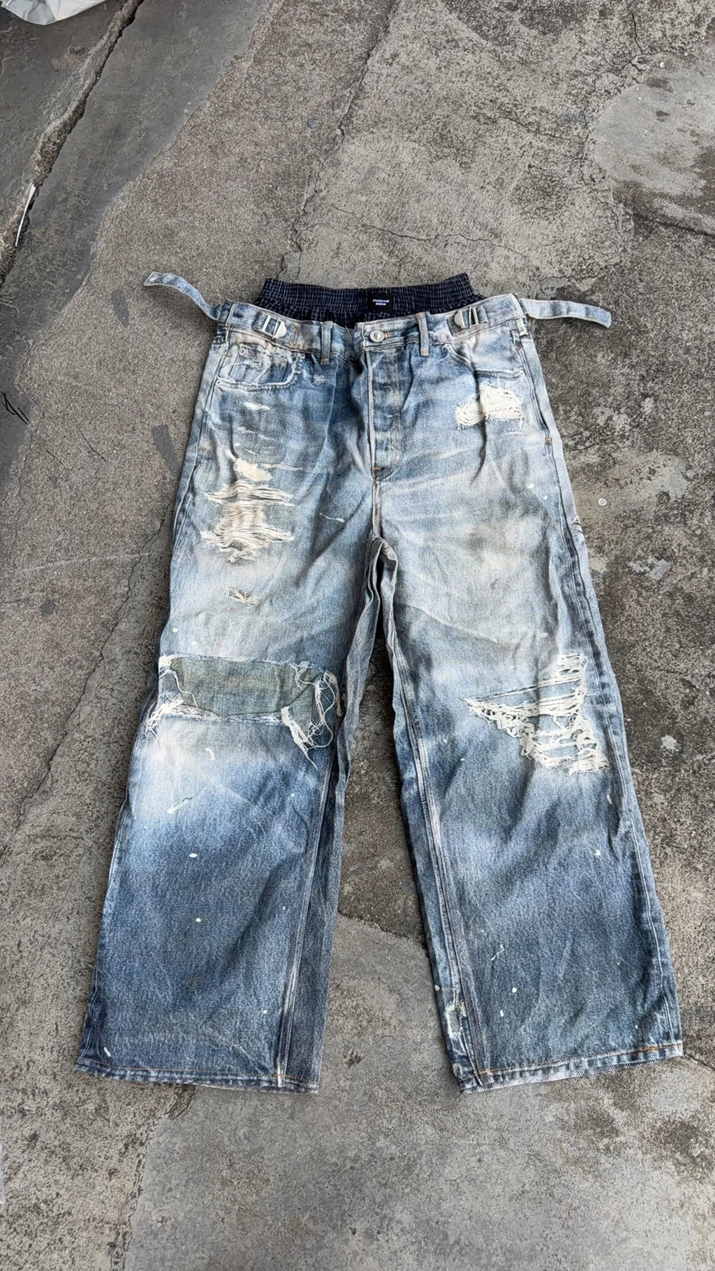 Gray Dual Waist Graphic Jeans
