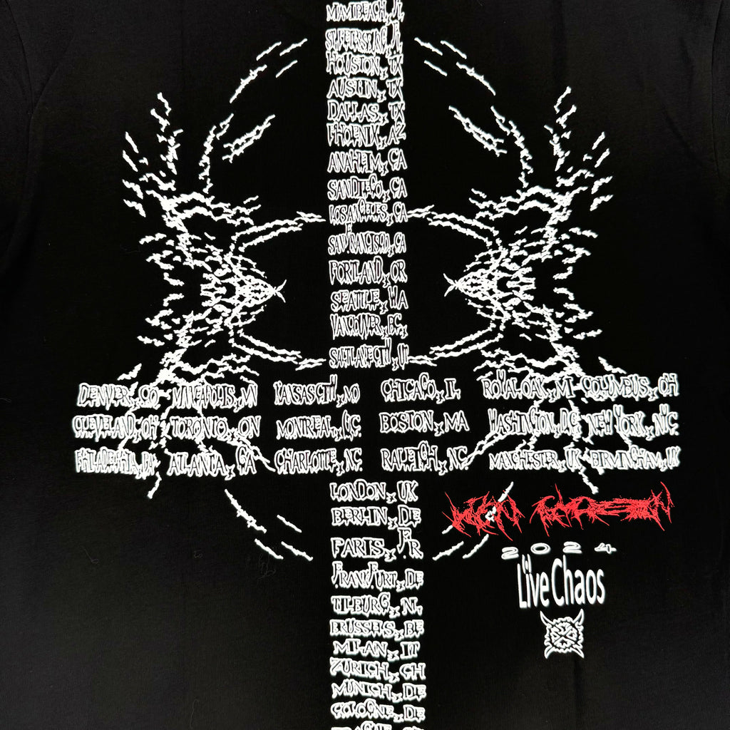 Black Skull Bold Artwork Graphic Tee