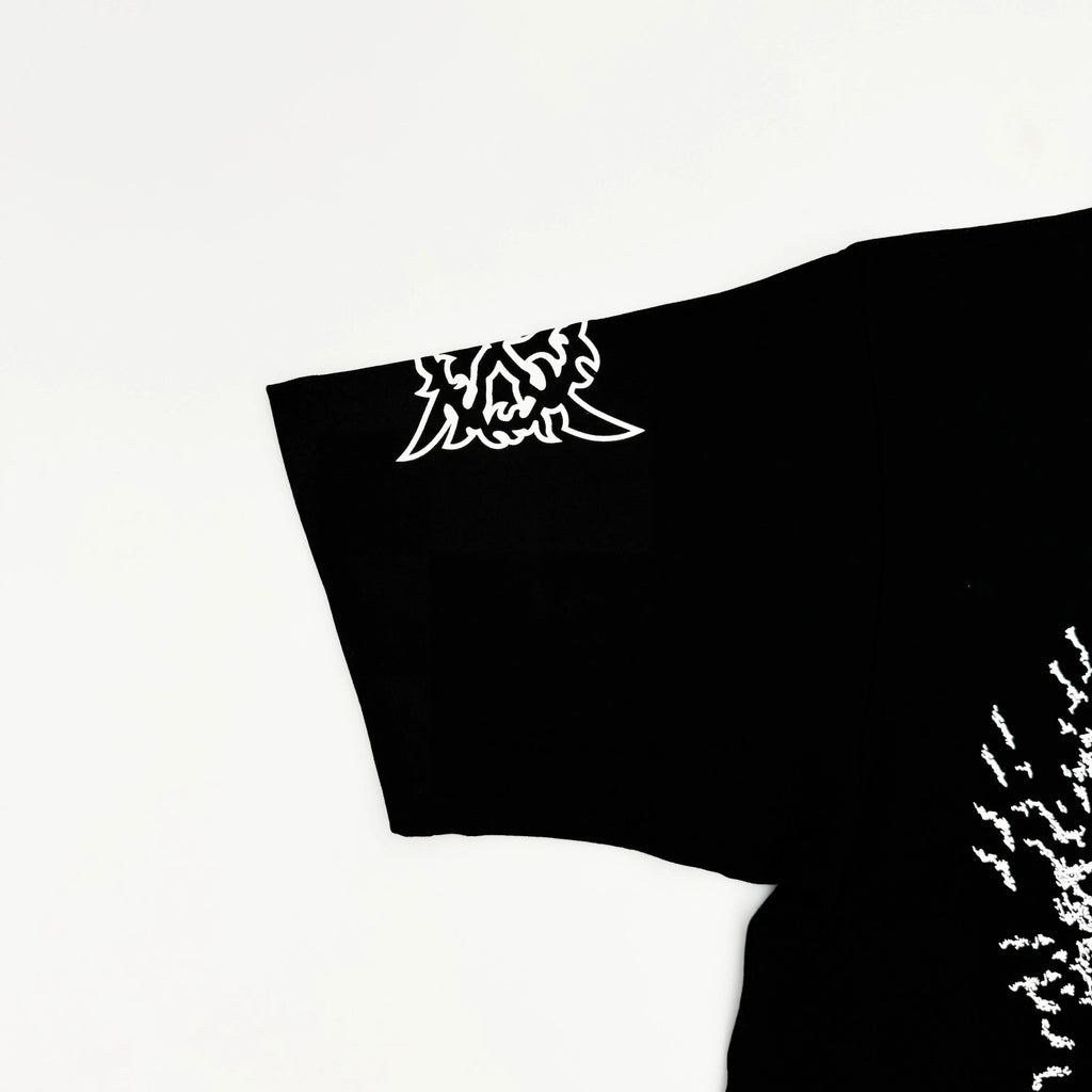Black Skull Bold Artwork Graphic Tee