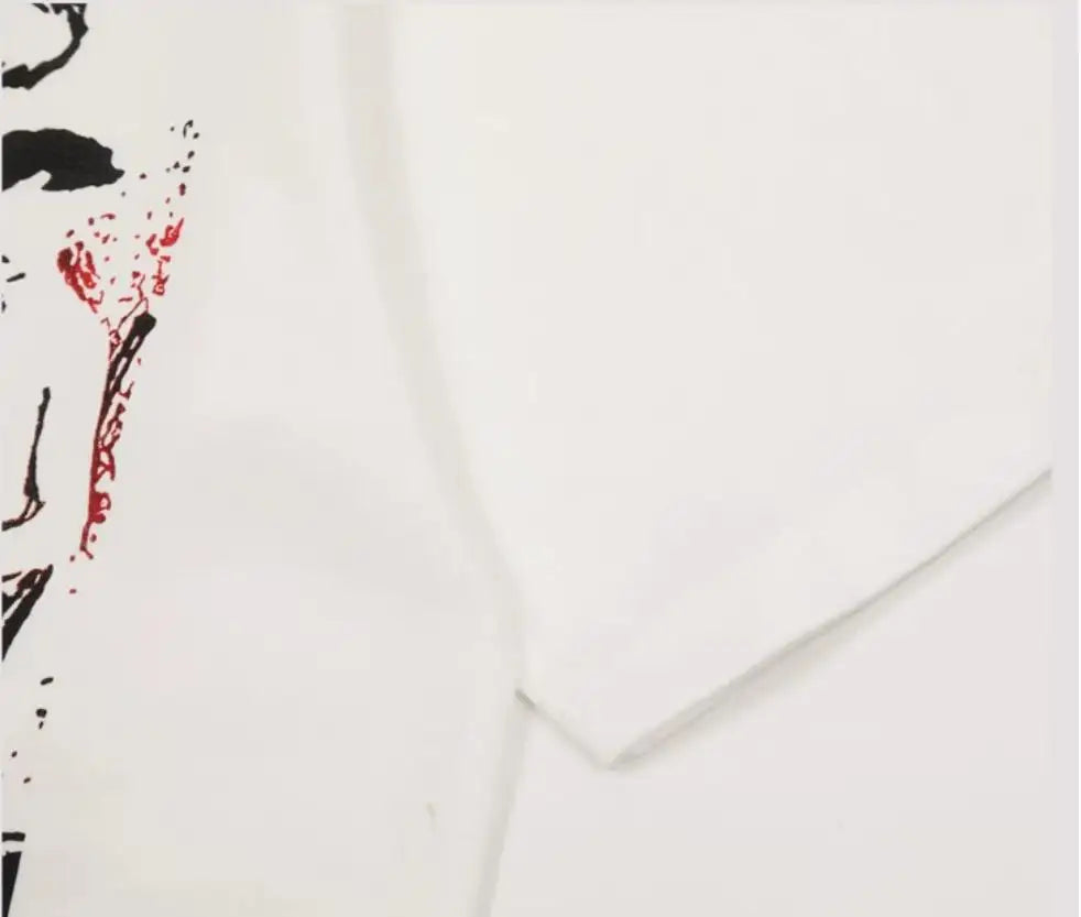 Black Skull Bold Motif Graphic Tee