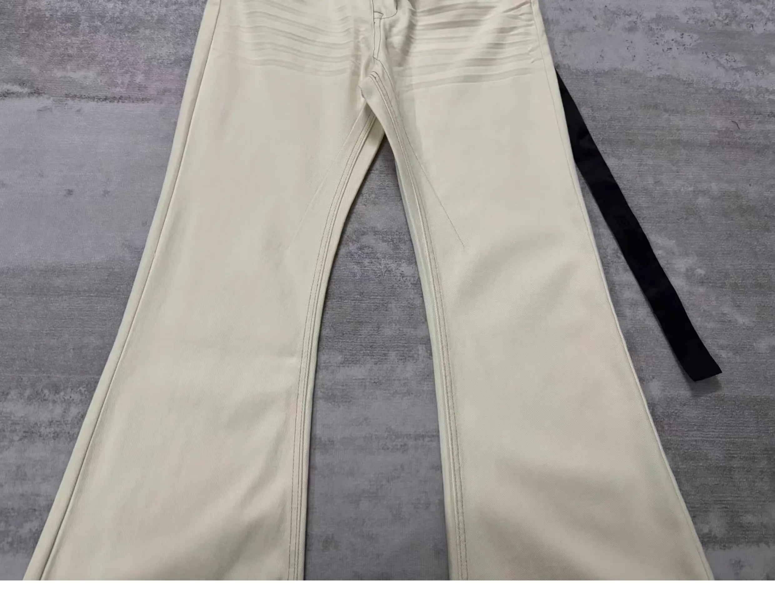 Gray Sand Straight-Leg Jeans