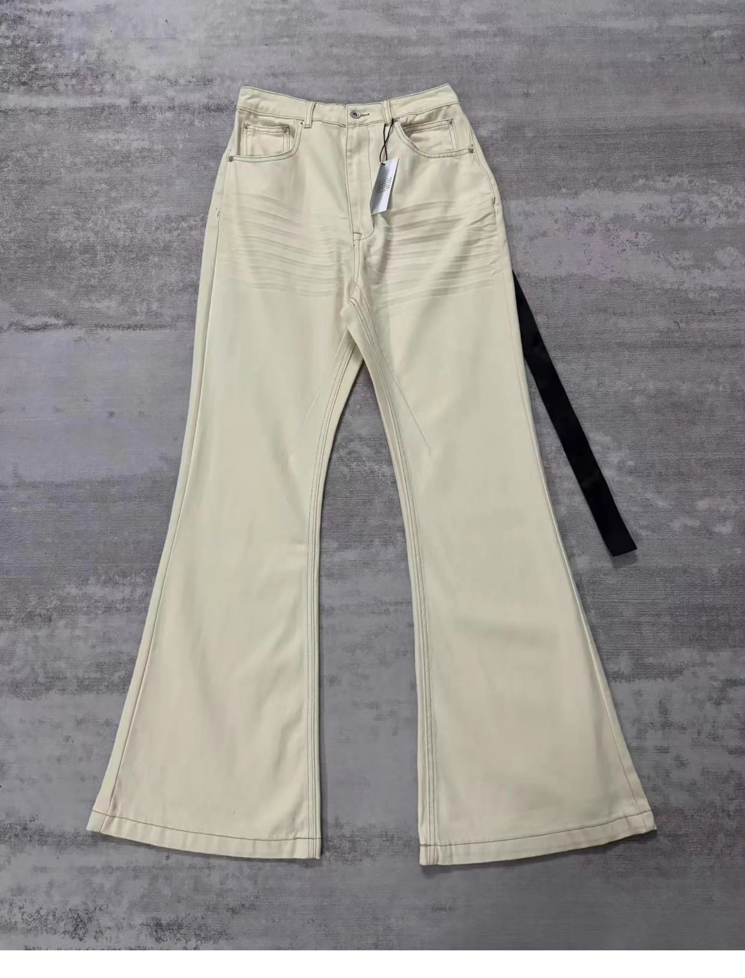 Gray Sand Straight-Leg Jeans
